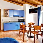 San Giusto Apartahotel 4*