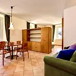 San Giusto Apartahotel 4*