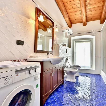 San Giusto Aparthotel 4*