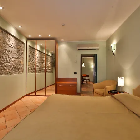 Hotel apartamentowy San Giusto 4*