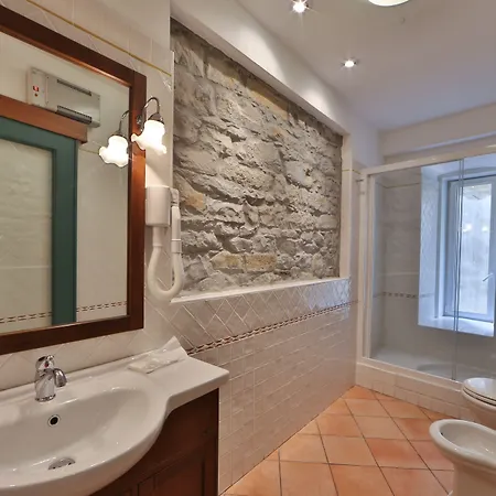 San Giusto Aparthotel 3*